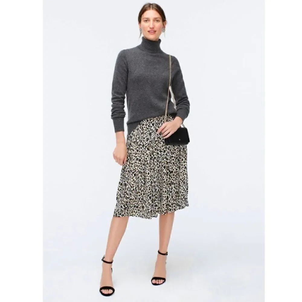 J. Crew Pleated Midi Skirt in leopard. Size 4 NWT.